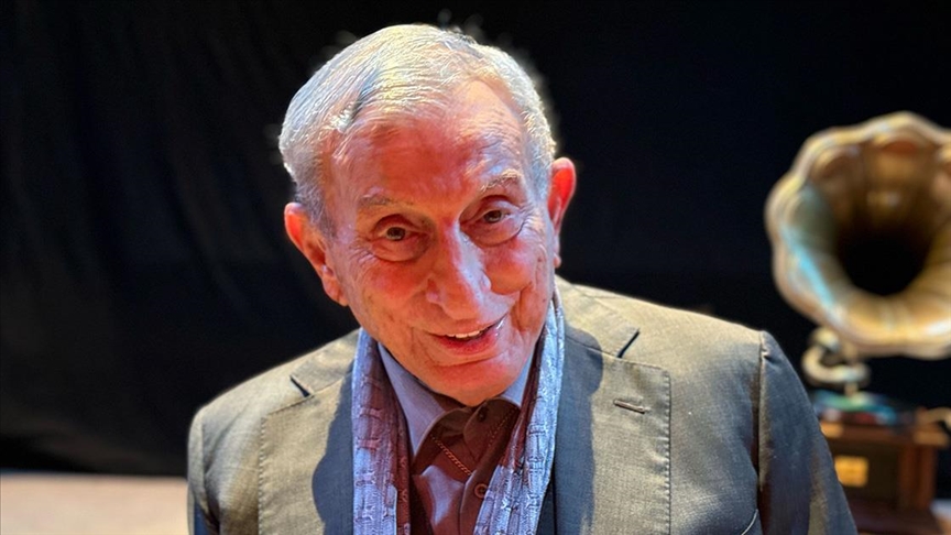 Sanatçı Haldun Dormen vefat etti