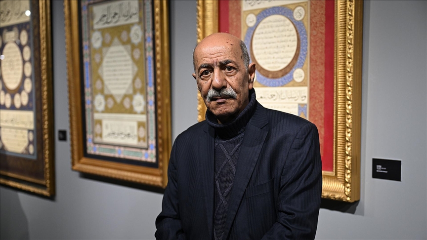 Ebru ve hat sanatkarı Fuat Başar, sanat hayatının 50. yılını geride bıraktı