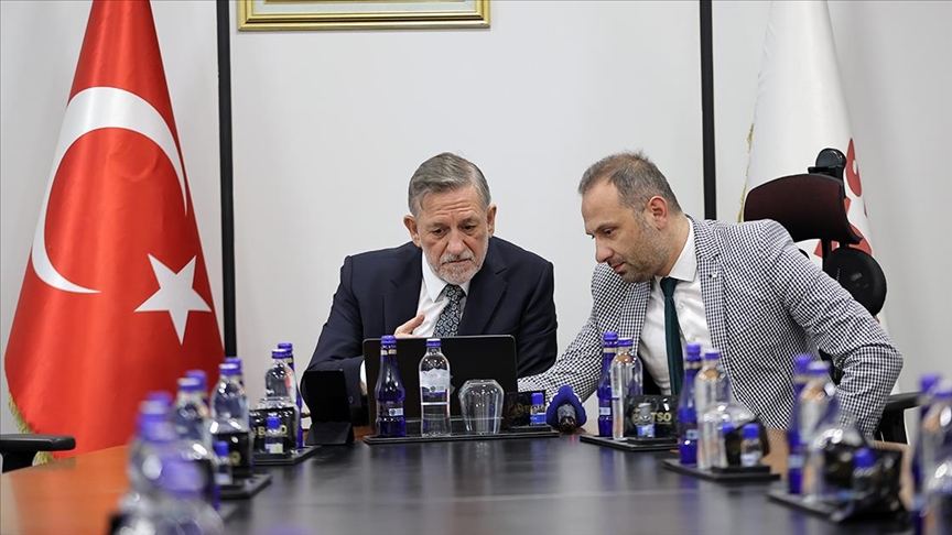 Bursa Ticaret ve Sanayi Odası Başkanı Burkay, AA'nın "Yılın Kareleri" oylamasına katıldı