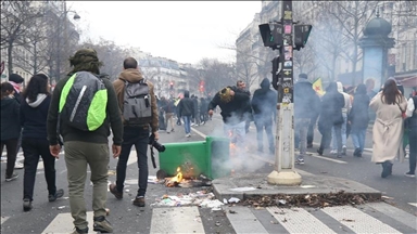 Supporters of terror group YPG/SDF vandalize businesses, attack police in German cities