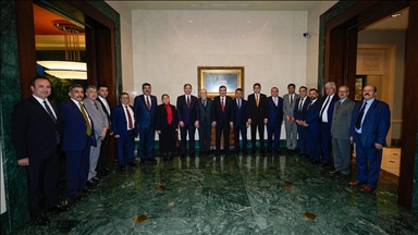 Cumhurbaşkanı Yardımcısı Yılmaz, Ezidi heyetini kabul etti