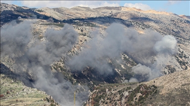 إسرائيل تنذر سكان 3 قرى جنوبي لبنان بإخلاء مبانٍ تمهيدا لقصفها