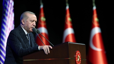 La Türkiye suit « de près » la situation en Syrie, déclare le président Erdogan à Trump