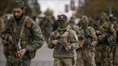 سوريا.. مقتل 11 جنديا في هجمات لـ"قسد" بأول يوم من مهلة وقف النار 