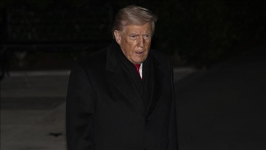 Trump arrive en Suisse alors que les tensions autour du Groenland persistent