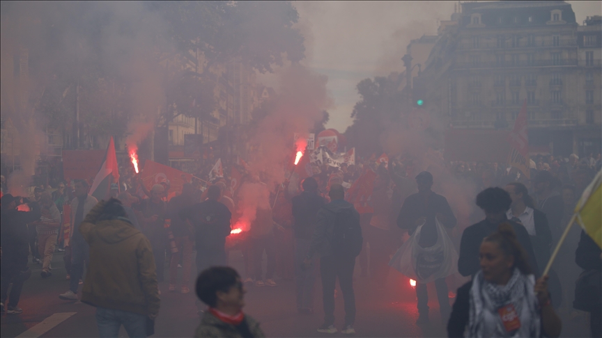 Supporters of YPG/SDF terror group attack police, vandalize businesses in France