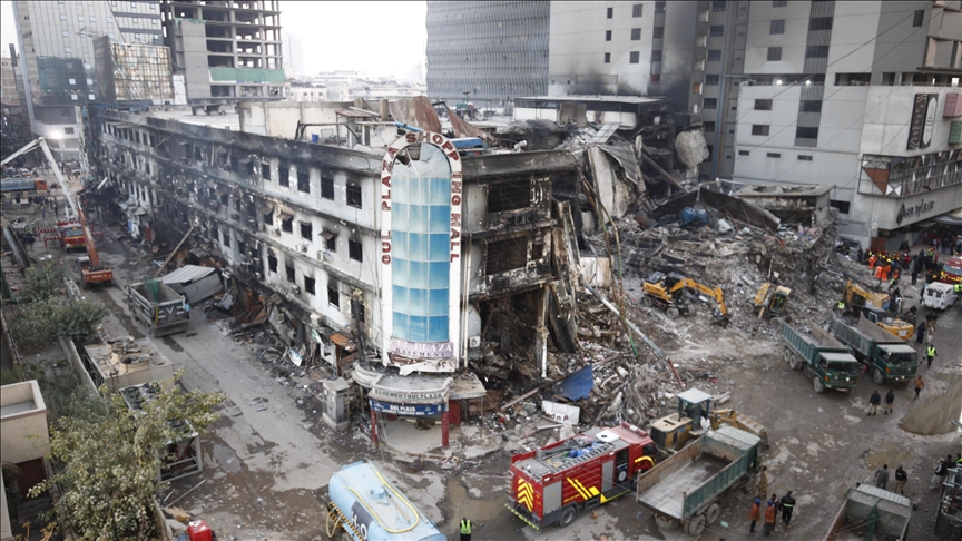 Pakistan: Karachi's deadly mall fire exposes poor safety, rescue capacity