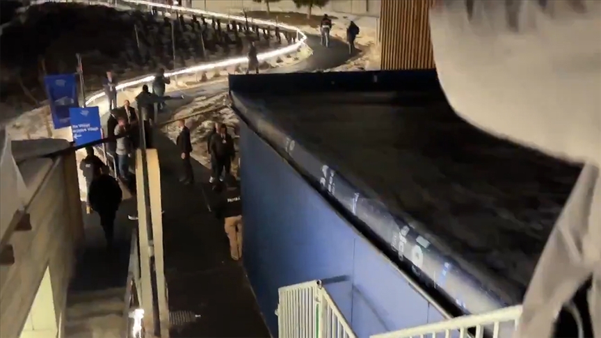 Davos'ta Dünya Ekonomik Forumu'nun yapıldığı alan yangın ihbarı nedeniyle tahliye edildi