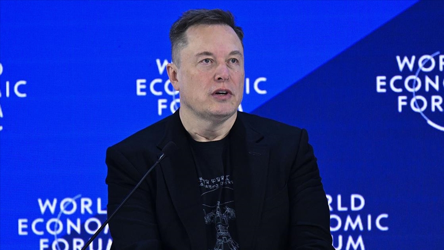 Elon Musk, yapay zekanın 5 yıl sonra "insanlıktan daha akıllı" olacağını söyledi