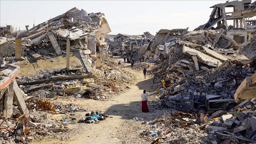 İsrail ordusu, ateşkese rağmen Gazze Şeridi'nde hava ve kara saldırıları düzenledi