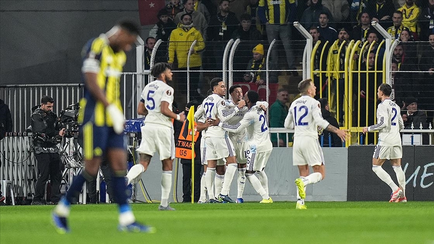 Fenerbahçe, Avrupa kupalarında bu sezon sahasında ilk kez yenildi