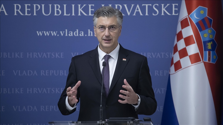  Пленковиќ: Хрватска размислува за учество во „Одборот за мир“ на САД