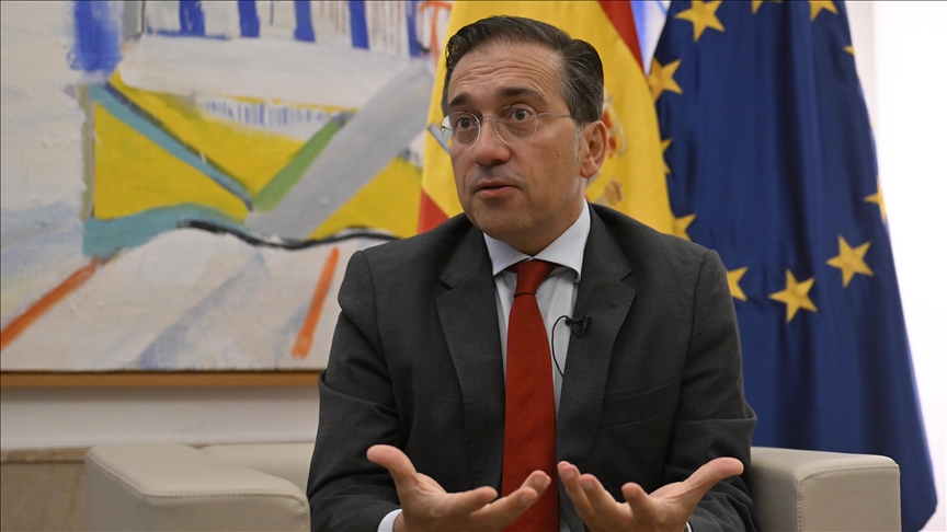 Spain's Albares says aid access to Gaza 'priority' in talks with Palestinian premier at Davos