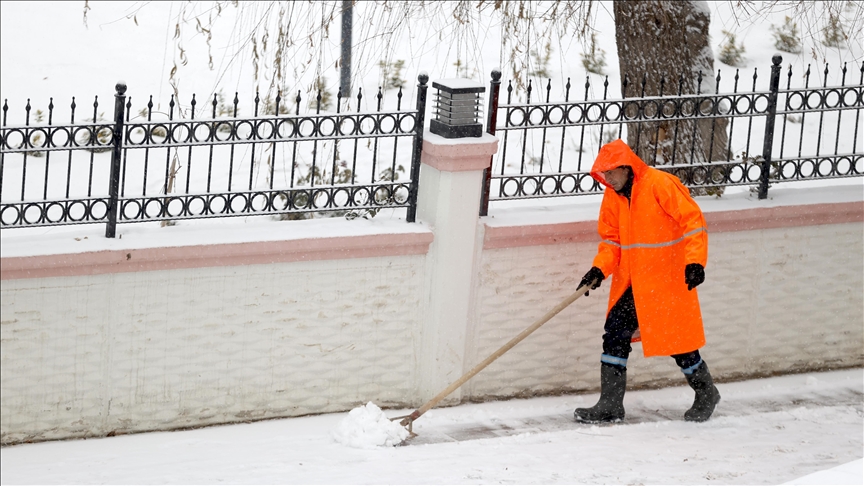 Li Meletiyê berf dibare