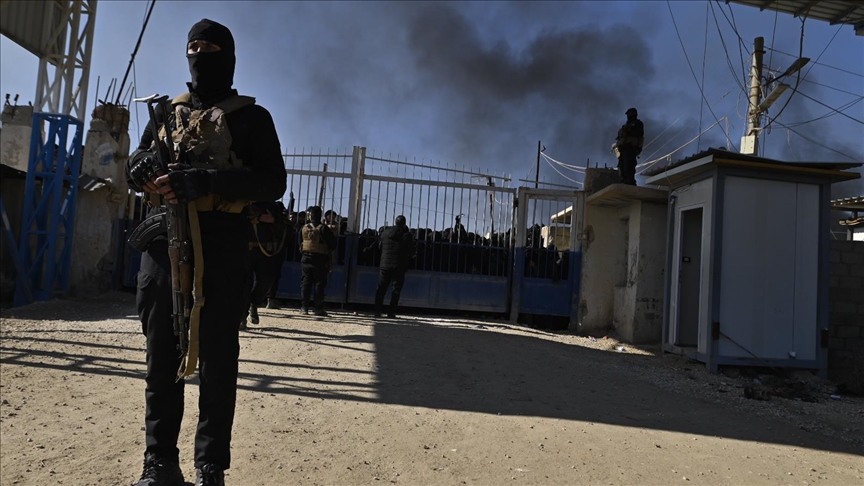 Shefi i CENTCOM-it amerikan dhe presidenti sirian diskutojnë bashkëpunimin për transferimin e të burgosurve të ISIS-it