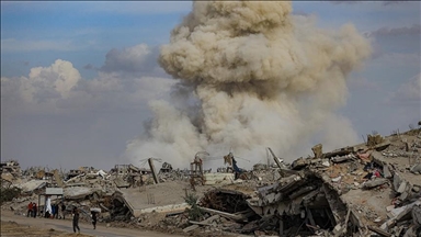 Израильская армия вновь нанесла авиационные и артиллерийские удары по Газе