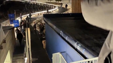 ئەو شوێنەی کۆڕبەندی ئابووریی جیهانی تێدا ئەنجام دەدرێت لە داڤۆس بەهۆی ئاگادارکردنەوەی ئاگرکەوتنەوە چۆڵ کرا