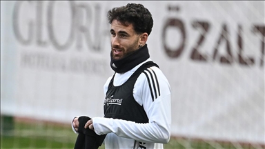 Beşiktaş, Rafa Silva'nın Benfica'ya transferini duyurdu