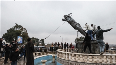 عبر شاشة إسرائيلية.. إلهام أحمد القيادية في "قسد" توجه نداء للمساعدة