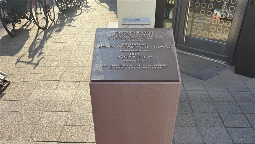 Memorial unveiled in Germany to honor 3 Turks killed in arson attack