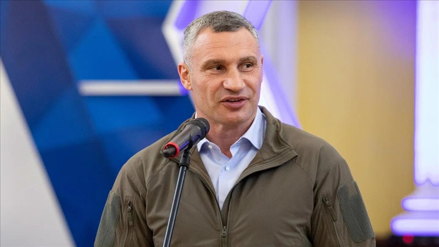 Мэр Киева призвал жителей выезжать и делать запасы