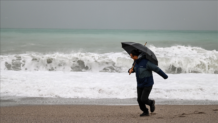 Meteorolojiden Antalya için sağanak uyarısı