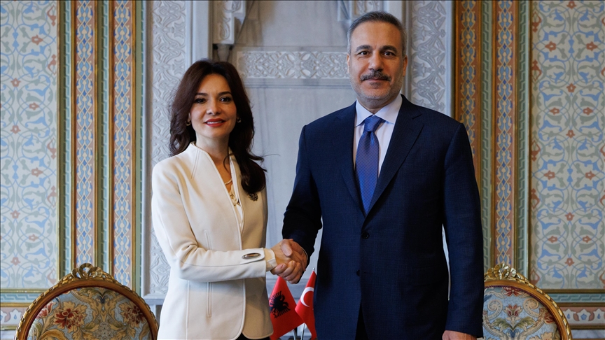 Kryediplomati turk Fidan u takua me homologen e tij shqiptare Spiropali