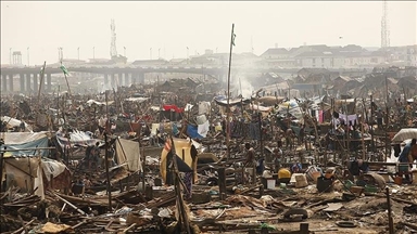 Nigeria : plus de 300 000 personnes déplacées à cause des démolitions menées par le gouvernement