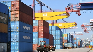 China hits 5% growth target as exports offset weak domestic demand