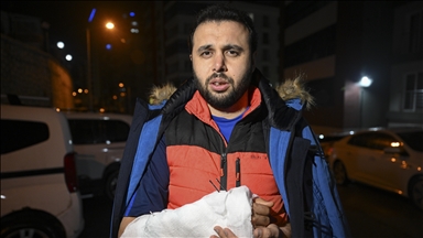 Sahipsiz köpeklerden kaçarken yaralanan kişinin tedavisi sürüyor