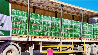 اليمن.. السعودية تقدم مساعدات غذائية لآلاف المحتاجين في حضرموت