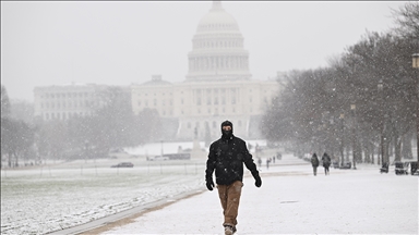 ABD'nin başkenti Washington'da yaklaşan kar fırtınası sebebiyle "acil durum" ilan edildi