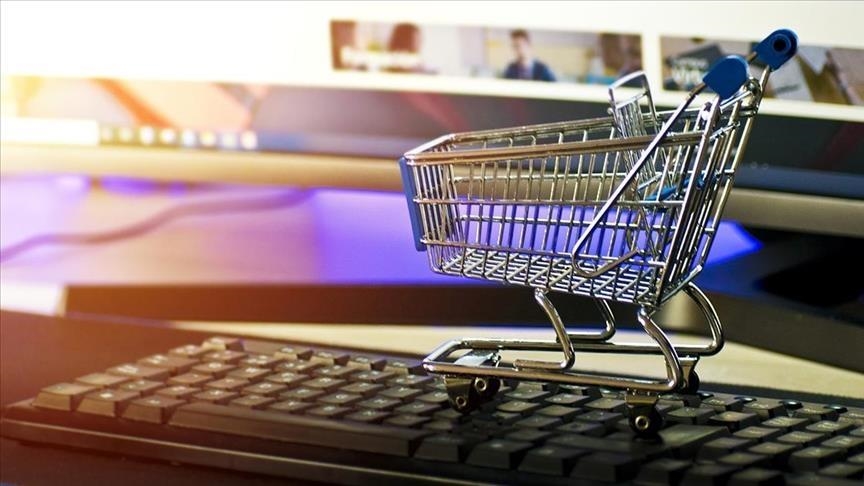 Ticaret Bakanlığından esnaf ve KOBİ'lere yönelik e-ticaret eğitimi