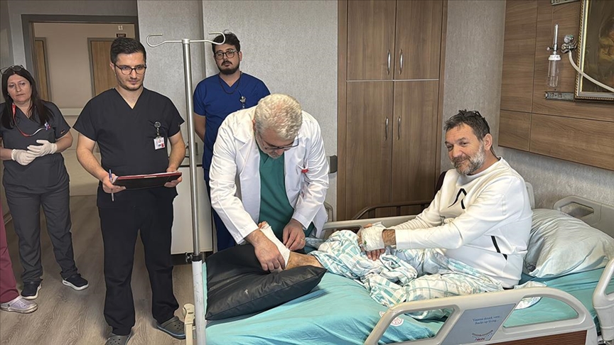 Şeker hastasının çürüyen parmağı alınarak ayağı kesilmekten kurtarıldı