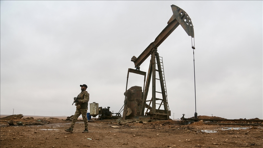 Sirija počinje vađenje nafte iz polja preuzetih od terorista SDF-a