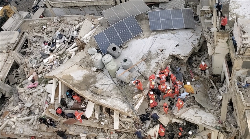 لبنان.. انهيار مبنى سكني في طرابلس يخلف إصابتين و3 مفقودين