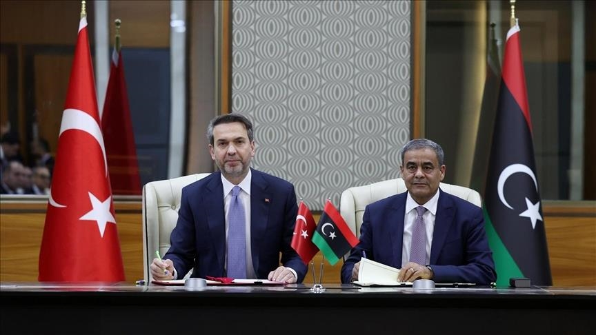 وزير الطاقة التركي يبحث مع رئيس حكومة الوحدة الليبية تعزيز التعاون