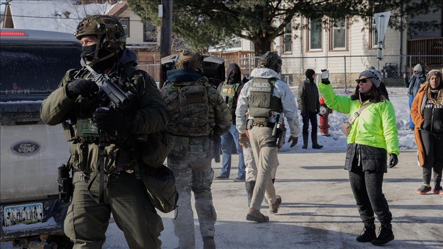 US federal agent shoots man in Minneapolis in 2nd incident this month