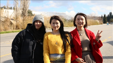 Çinli turistlerin gözdesi Pamukkale'de vize muafiyeti memnuniyeti