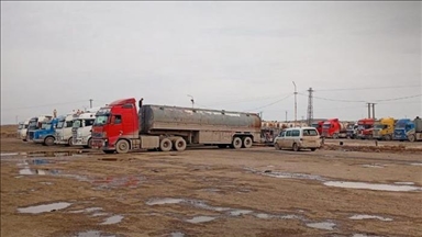 سوريا.. بدء استخراج نفط الحقول المحررة من "قسد"