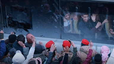 سوريا.. الأمن يخلي سبيل 126 نزيلا دون سن 18 من سجن الأقطان