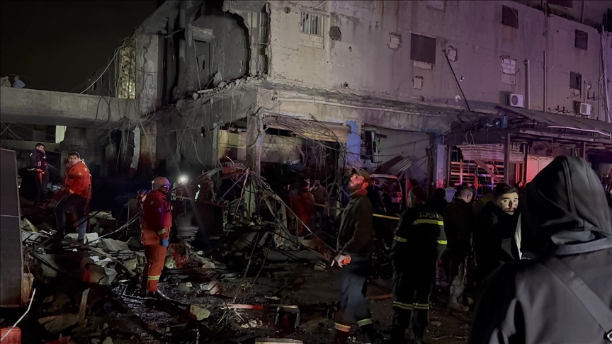 2 killed in Israeli airstrikes in southern Lebanon despite ceasefire