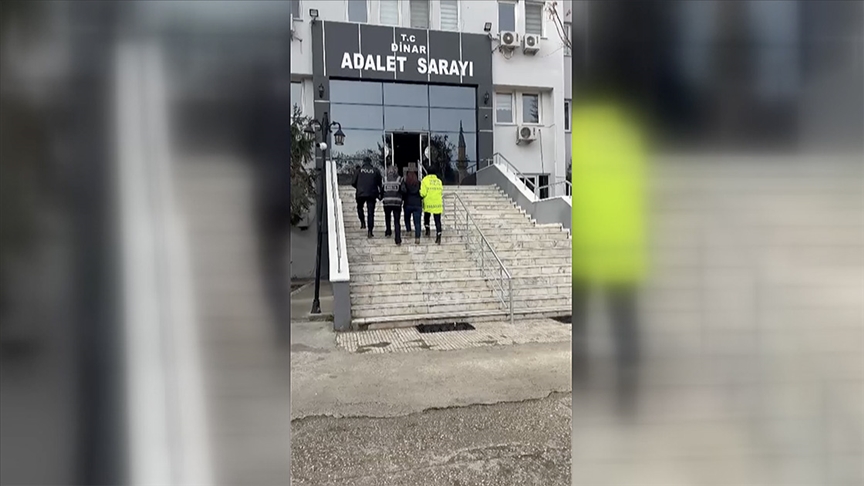 Kahramanmaraş'ta bebeğe şiddet uyguladığı gerekçesiyle yargılanan hemşire Afyonkarahisar'da teslim oldu