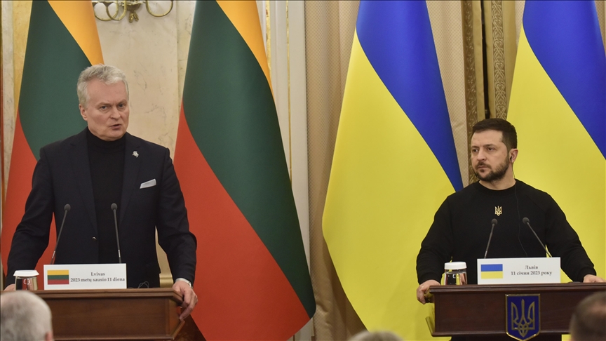 Zelenskyy talks military issues, diplomatic efforts on conflict with Russia with Lithuanian president