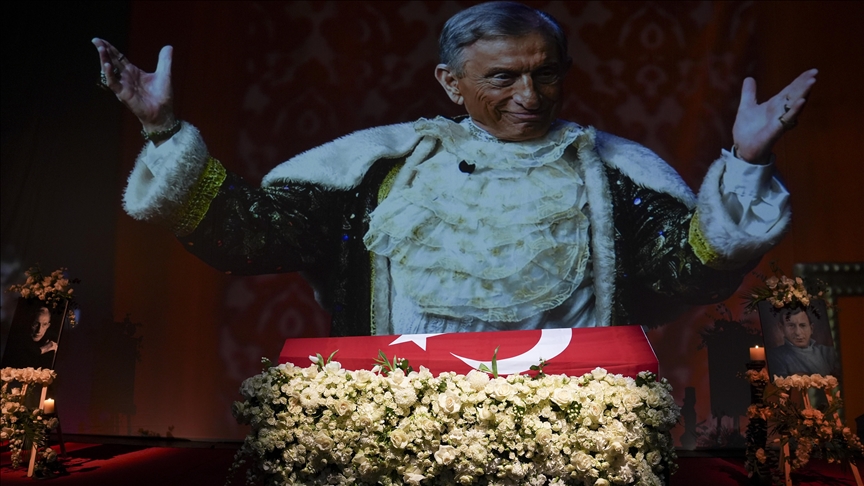 Sanatçı Haldun Dormen son yolculuğuna uğurlandı