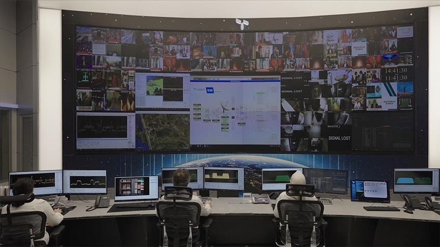 أورال أوغلو: ارتفاع عدد القنوات على أقمار "توركسات" 20 بالمئة خلال عام