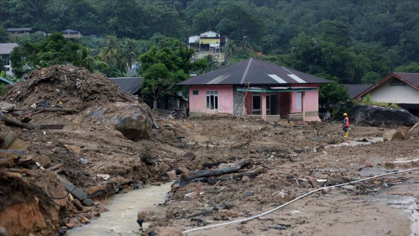 Death toll at 10 as search continues for more than 80 missing in Indonesia landslide
