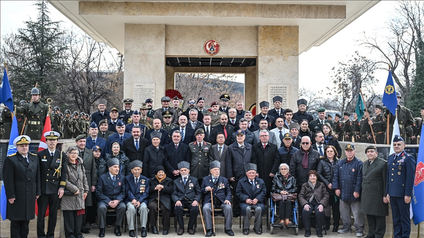 Türk Tugayı'nın Kore'de Kumyangjang-Ni Muharebesini kazanmasının 75'inci yılı dolayısıyla tören düzenlendi