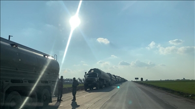 بعد طرد "قسد".. وصول أولى شحنات نفط دير الزور إلى بانياس 