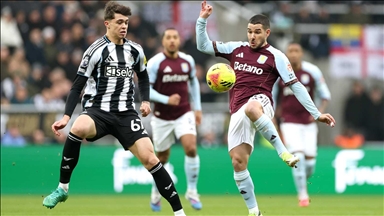 قدم.. أستون فيلا يعبر نيوكاسل ويتقاسم وصافة الدوري الانجليزي
